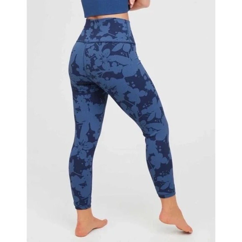 Blue Ribbed Floral Aerie Leggings!